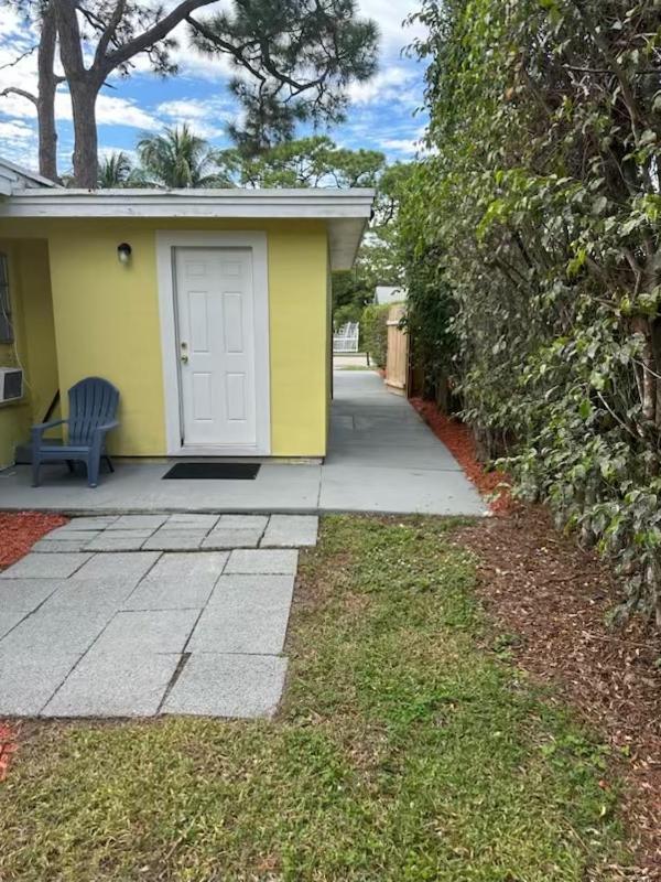 3 Bedroom House Fenced Backyard Private Patio Areas Grill Firepit Plenty Parking! Quick Access 10 Min To Beach Airport Delray West Palm Lake Worth Beach Zewnętrze zdjęcie